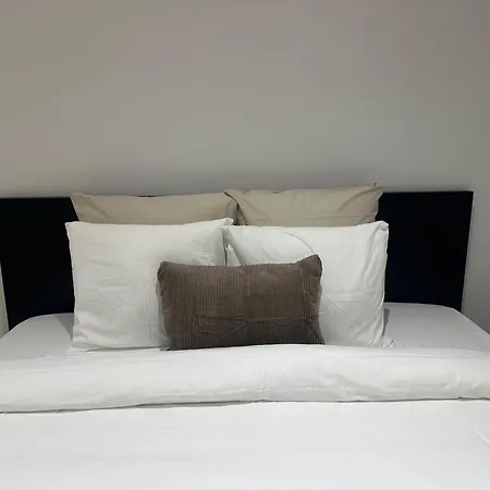 شقة In Ghent, 1br & 1lr With Wifi *